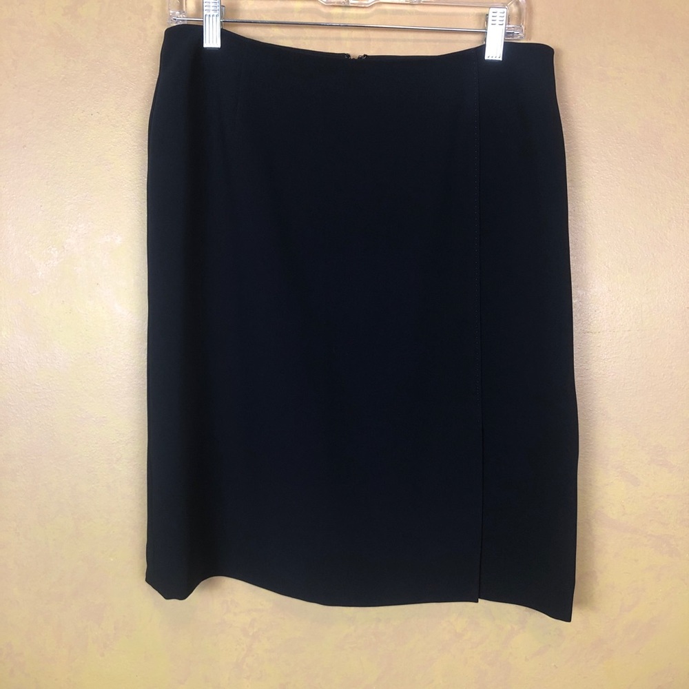 Women’s skirt
